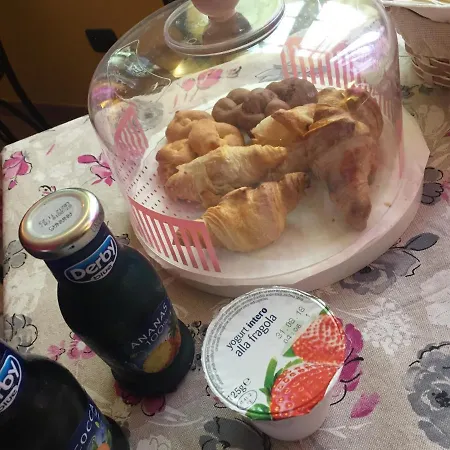 Bed & Breakfast Sotto Le Mura 3*