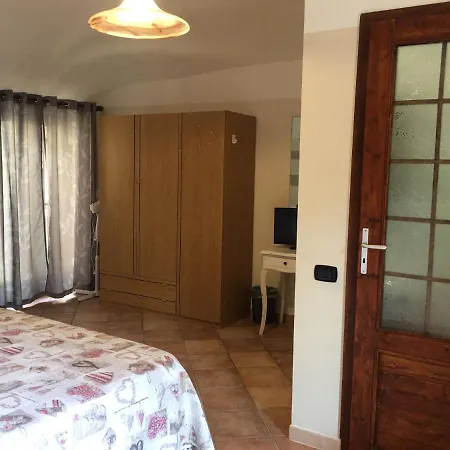 Bed & Breakfast Sotto Le Mura 3*