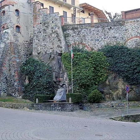 Bed & Breakfast Sotto Le Mura Pavone Canavese