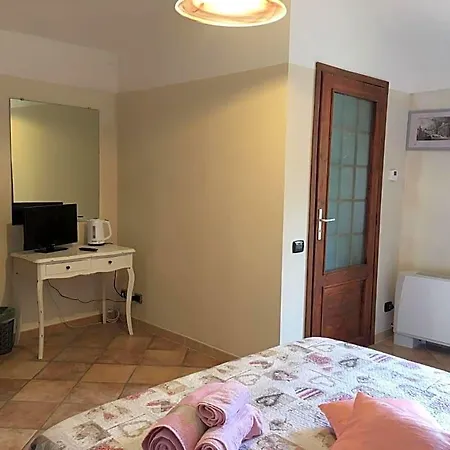 Bed & Breakfast Sotto Le Mura Pavone Canavese