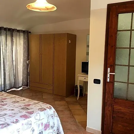 Bed & Breakfast Sotto Le Mura 3*